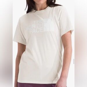 NWT  The North Face Women's Cream T-Shirt